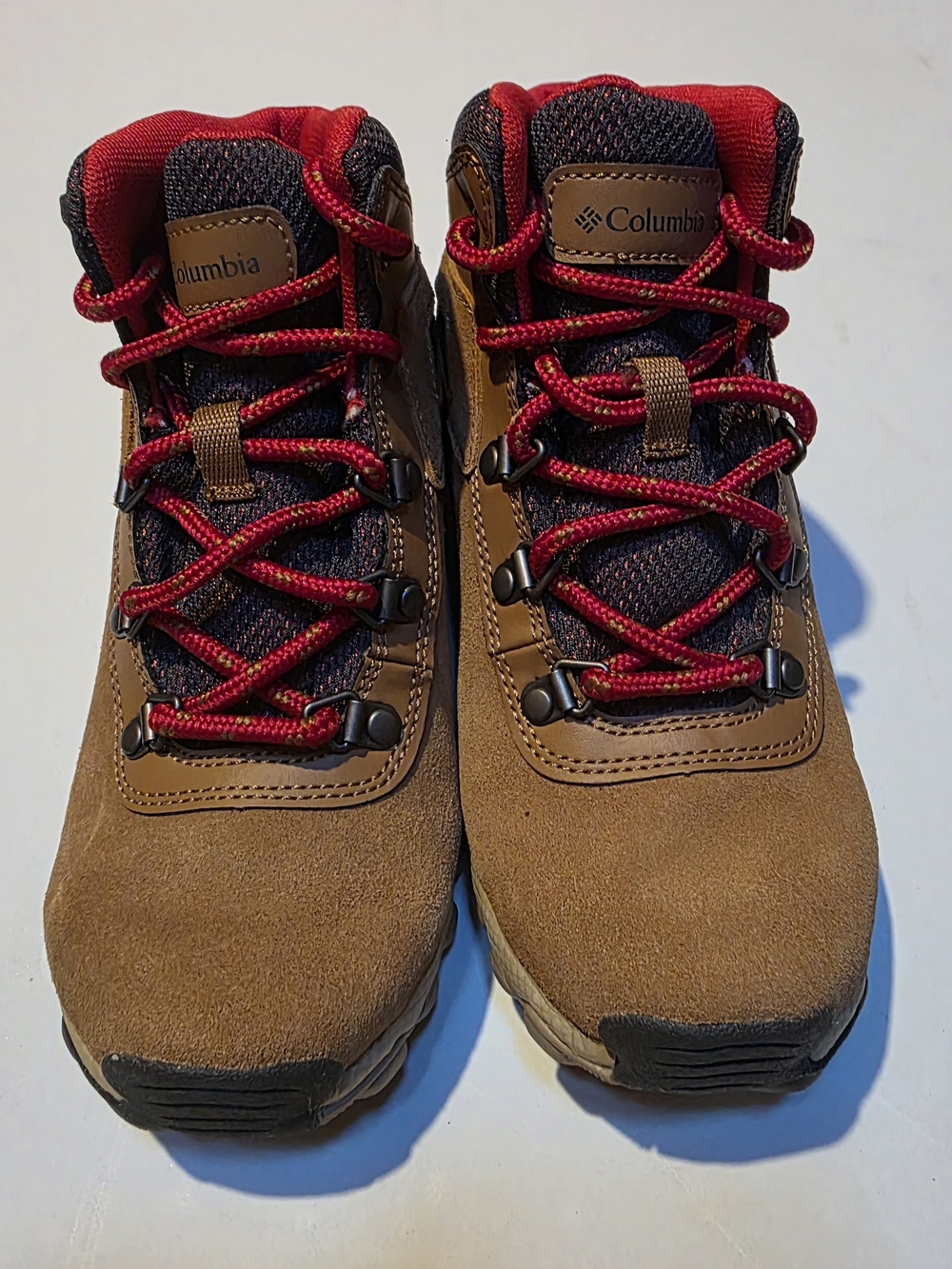 Columbia Newton Ridge Amped Kids hiking boots